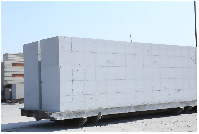 通化加气块 加气砌块 轻质砖气孔结构及其影响因素
